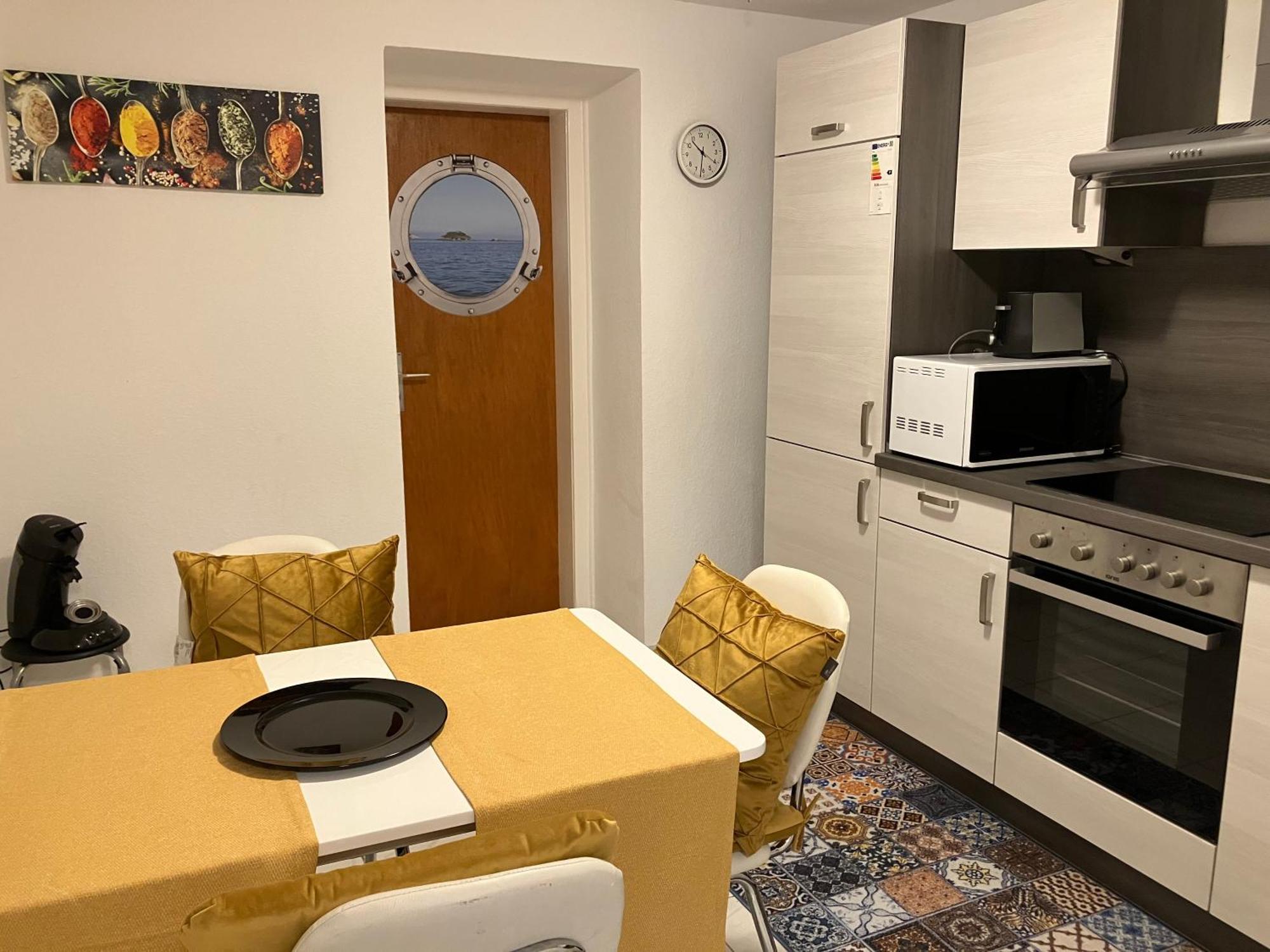 Ferienwohnung Im Gruenen Mit Terrasse Wf Хердеке Екстериор снимка